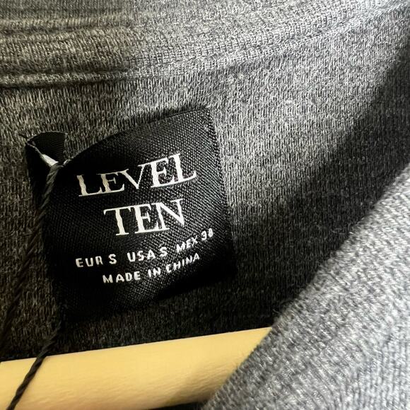NWT Level Ten Shirt SMALL Long Sleeve Knit Tee Crewneck Charcoal Gray Minimalist - Picture 4 of 7